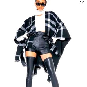 Black and white checkered poncho